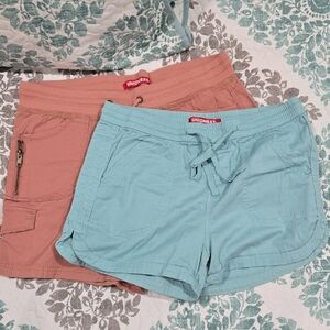 🤎🩵 Women's Cargo Shorts - Coral and Light Blue